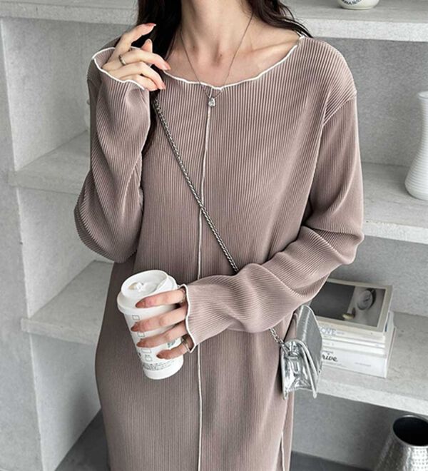 GeeRA（ジーラ）の「全骨格対応！配色プリーツワンピース（カットソーワンピース）」｜モカ