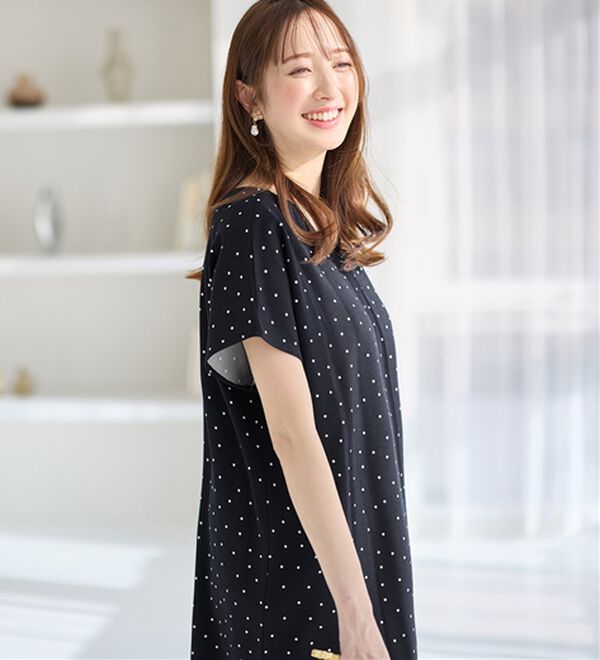 alotta（アロッタ）の「【４つの機能付】ひんやりフロントタックＶネックゆるワンピース（カットソーワンピース）」｜詳細画像