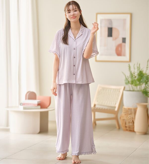 YU'NOW（ユナウ）の「【上下２点セット】レーヨンブレンドフリルシャツパジャマ（パジャマ・ルームウェア）」｜詳細画像