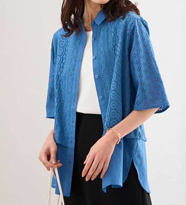 BELLUNA（ベルーナ）の「レース切替デザインシャツジャケット（シャツ）」｜ブルー