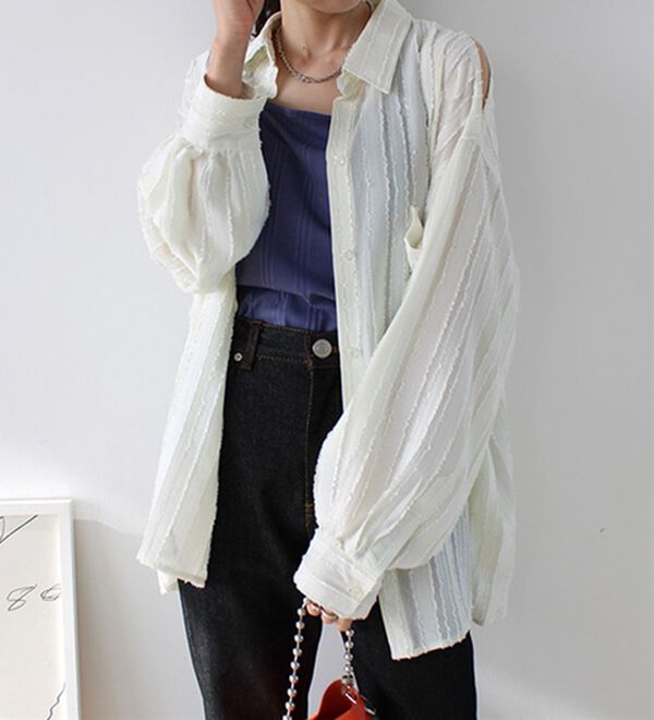 GeeRA（ジーラ）の「きらきらシアーストライプジャカードシャツ（シャツ）」｜詳細画像