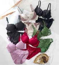 YU'NOW（ユナウ）の「まる胸メイクのちゅるんブラ＆ショーツ（ブラジャー＆ショーツセット）」