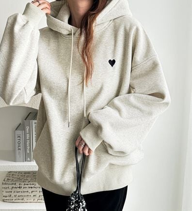 GeeRA（ジーラ）の「ハート刺繍裏起毛スウェットパーカー（パーカー）」