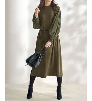 BELLUNA（ベルーナ）の「秋冬のお出かけに！異素材切替ワンピース（カットソーワンピース）」｜カーキ