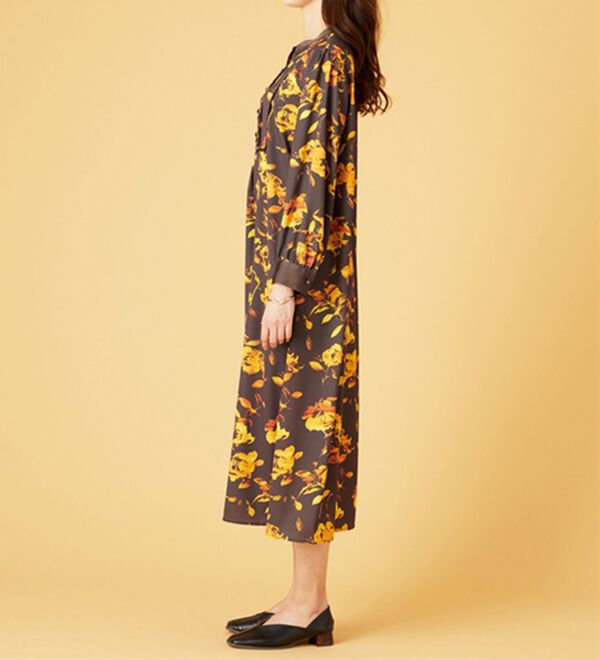 BELLUNA（ベルーナ）の「ビンテージ柄ピンタック使いワンピース（その他ワンピース）」｜詳細画像