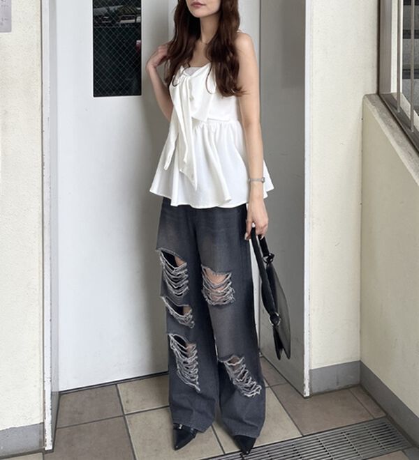 GeeRA（ジーラ）の「オリジナルパットダメージワイドデニム（ワイドパンツ・ガウチョ）」｜詳細画像