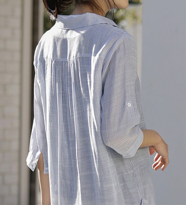 BELLUNA（ベルーナ）の「【シャツ+インナーのセット】スラブ素材ボタン使い裾タックシャツアンサンブル（アンサンブル）」｜詳細画像