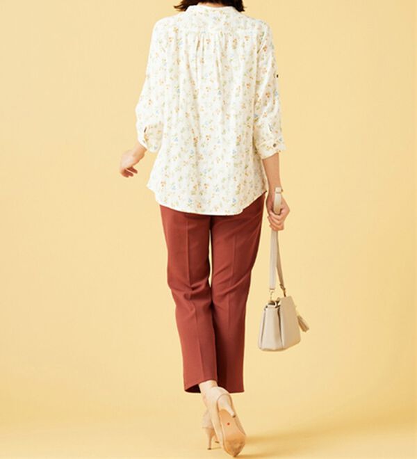 BELLUNA（ベルーナ）の「ダブルガーゼ素材多ボタンオーバーブラウス（ブラウス）」｜詳細画像