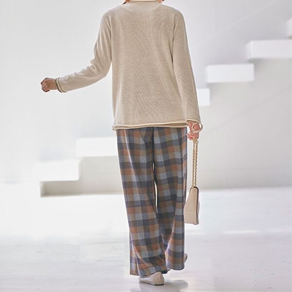 BELLUNA（ベルーナ）の「＜日本製＞ホールガーメント２枚重ね着プルオーバー（ニット・セーター）」｜詳細画像