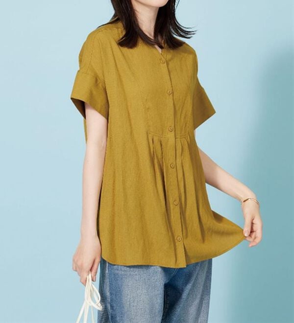 BELLUNA（ベルーナ）の「麻調素材タック使いシャツチュニック（ブラウス）」｜イエロー