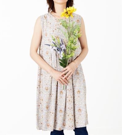 BELLUNA（ベルーナ）の「レーヨン素材ノースリーブワンピース（その他ワンピース）」