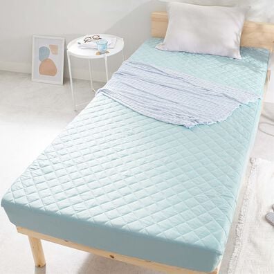 iellio（イエリオ）の「ひんやりッチ敷パッド一体型ＢＯＸシーツ＜接触冷感・抗菌防臭・時短・家事楽・雑誌掲載・ボックスシーツ・寝苦しさ対策＞（ボックスシーツ・ベッドシーツ）」