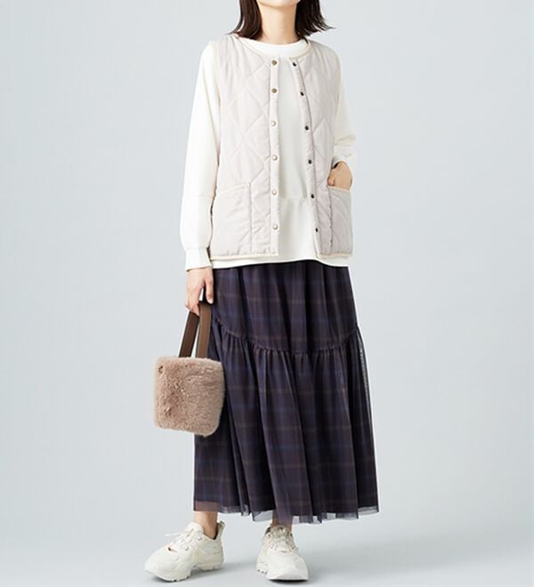 BELLUNA（ベルーナ）の「【洗える！】裏ファー素材中わたキルトベスト（ベスト）」｜詳細画像