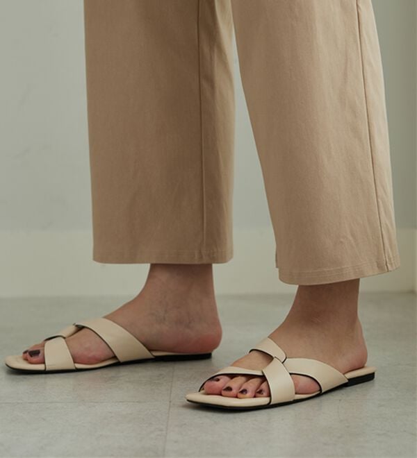 BELLUNA（ベルーナ）の「のびのびストレッチ美脚ストレートパンツ（ワイドパンツ・ガウチョ）」｜詳細画像