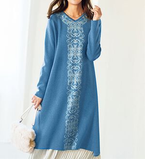 BELLUNA（ベルーナ）の「ラメジャカード編みニットチュニック（ニットワンピース）」｜ブルーグレー系
