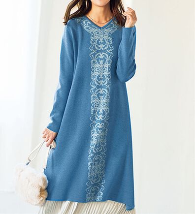 BELLUNA（ベルーナ）の「ラメジャカード編みニットチュニック（ニットワンピース）」