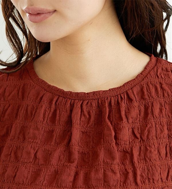 BELLUNA（ベルーナ）の「ポコポコ素材裾ドロストプルオーバー（カットソー）」｜詳細画像