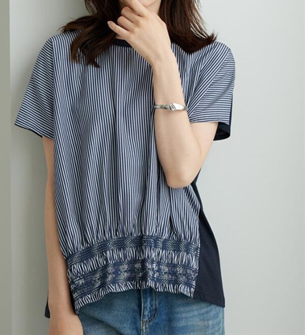 BELLUNA（ベルーナ）の「【ひんやり接触冷感】シャーリング使い異素材切替プルオーバー（カットソー）」｜詳細画像