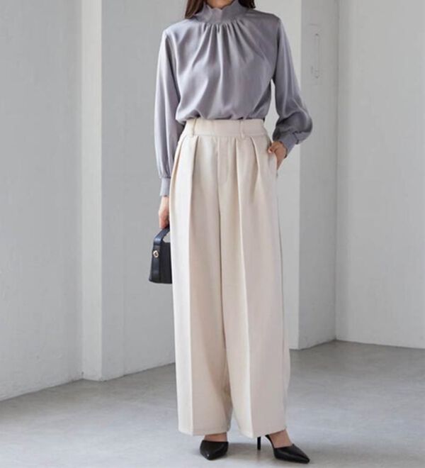 RANAN（ラナン）の「スカラップリブニット使いブラウス（ブラウス）」｜詳細画像