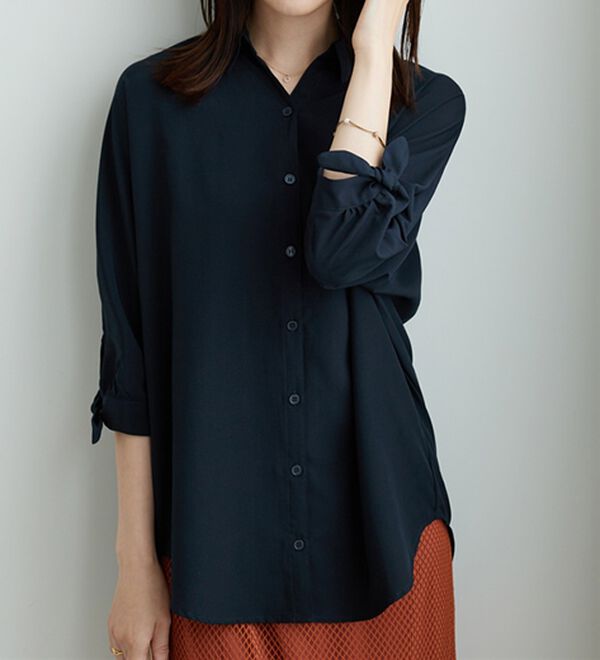 BELLUNA（ベルーナ）の「イージーケア！袖リボンシャツチュニック（チュニック）」｜ネイビー