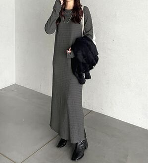 GeeRA（ジーラ）の「全骨格対応！選べるネックジャガードワンピ―ス（カットソーワンピース）」｜チャコールクルー