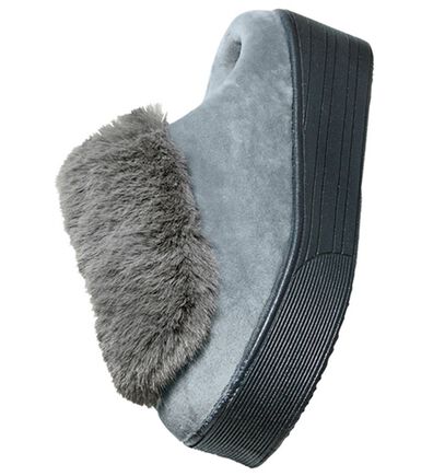 BELLUNA（ベルーナ）の「内ボアボリュームファー厚底ミュール（サンダル・ミュール）」