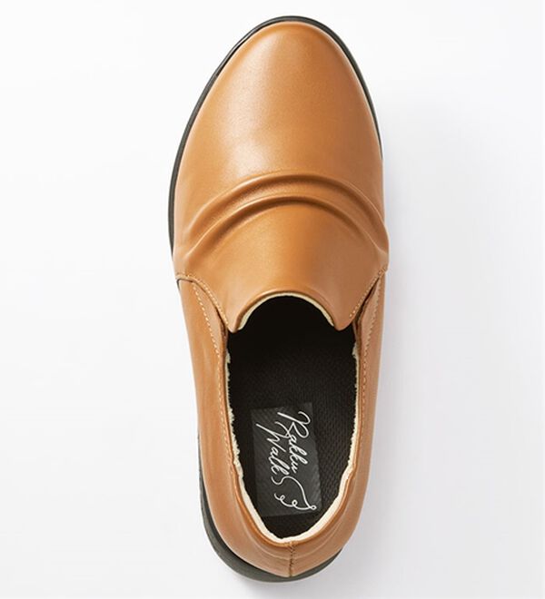 ラックウォーク 柔らか羊革の軽量スリッポン - ベルーナ【公式】