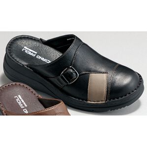 BELLUNA（ベルーナ）の「４Ｅ牛革切替デザインサンダル（サンダル・ミュール）」｜黒系