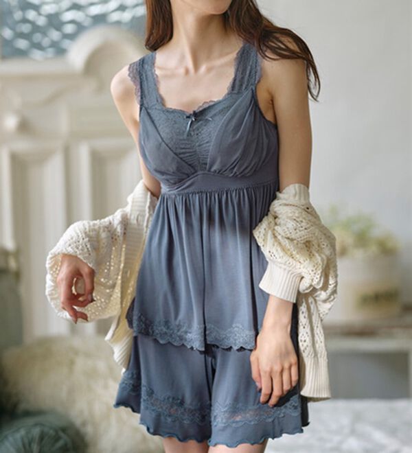 YU'NOW（ユナウ）の「【上下２点セット】リフトアップナイトブラキャミ＆ルームパンツセット（パジャマ・ルームウェア）」｜詳細画像