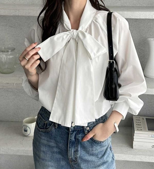 GeeRA（ジーラ）の「ボリュームボウタイブラウス（ブラウス）」｜詳細画像