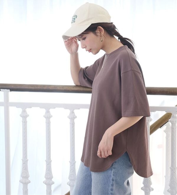 A HAPPY MARILYN（アハッピーマリリン）の「【Ｍ～８Ｌ】【ハッピーさらりん】裾ラウンド五分袖Ｔシャツ（Tシャツ）」｜詳細画像