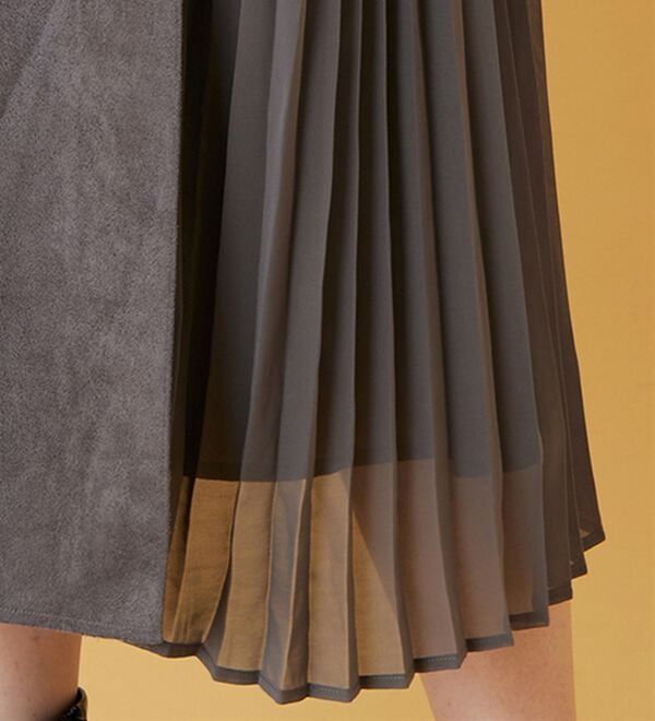 BELLUNA（ベルーナ）の「スエード調プリーツ切替スカート（ミニスカート）」｜詳細画像