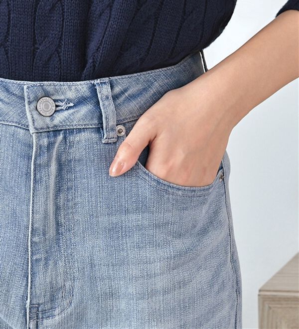 alotta（アロッタ）の「すっきりスリムデニムパンツ（フルレングスパンツ）」｜詳細画像