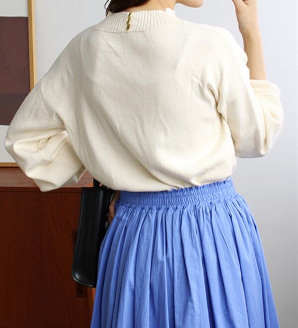 GeeRA（ジーラ）の「ボタン付モチモチニットトップス（ニット・セーター）」｜詳細画像