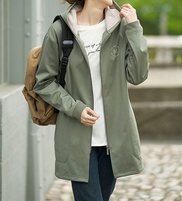 BELLUNA（ベルーナ）の「【ミニバッグ付】腰まであったか！軽量防風パーカー（ブルゾン）」｜詳細画像