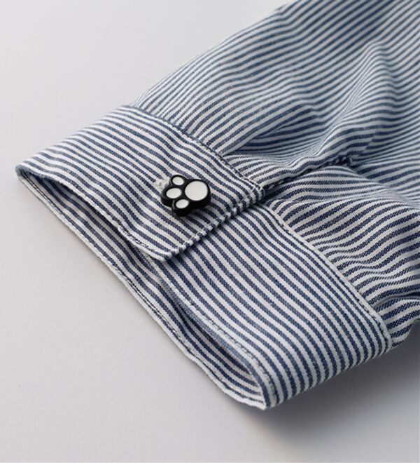 BELLUNA（ベルーナ）の「多ボタン使いネコ刺しゅうシャツチュニック（チュニック）」｜詳細画像