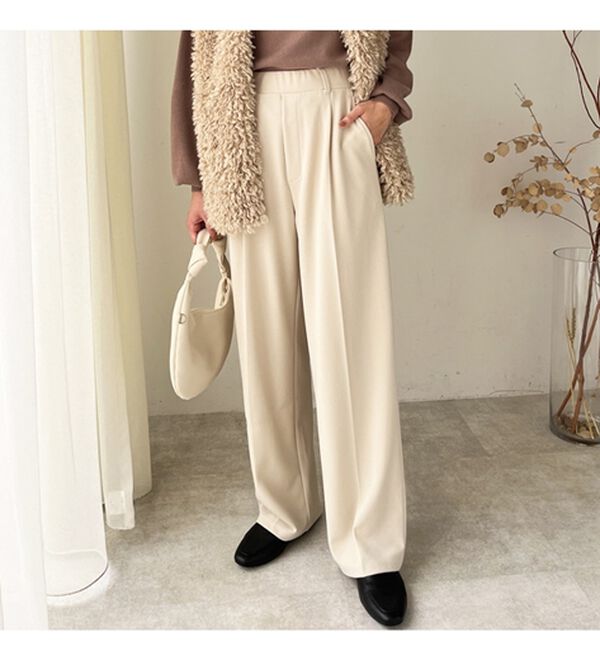 GeeRA（ジーラ）の「美脚魅せタックワイドスラックスパンツ（ワイドパンツ・ガウチョ）」｜詳細画像