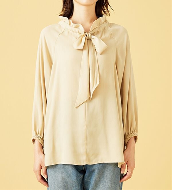 BELLUNA（ベルーナ）の「フリル衿ボウタイデザインブラウス（ブラウス）」｜詳細画像