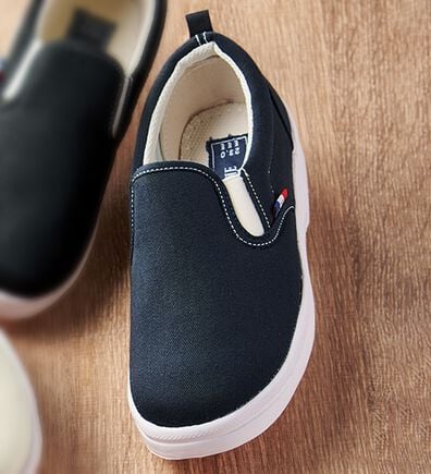 「Ｒｅｄ　Ｐｉｎｅ（レッドパイン）　はっ水スリッポンスニーカー（スリッポン）」