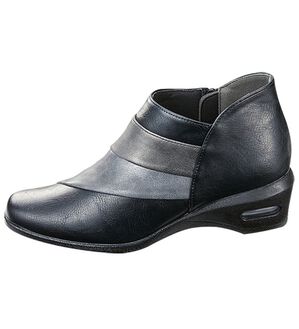 BELLUNA（ベルーナ）の「４Ｅエアソール切替デザインブーティ（ブーツ）」｜黒