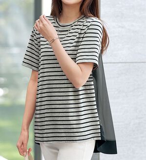 BELLUNA（ベルーナ）の「バックデザイン異素材切替プルオーバー（カットソー）」｜詳細画像