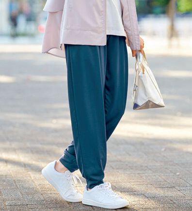 BELLUNA（ベルーナ）の「１本多役！リラックスジョガーパンツ（フルレングスパンツ）」