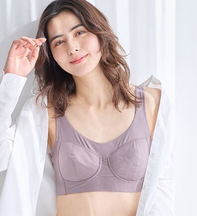 LAVIENNE（ラヴィエンヌ）の「グラマーさんのグッと細見えノンワイヤーブラ（ブラジャー）」