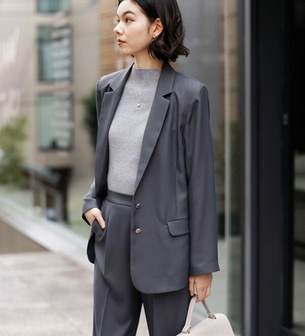 GeeRA（ジーラ）の「【２点セット】２ボタンボックスジャケットセットアップ（パンツスーツ）」｜詳細画像