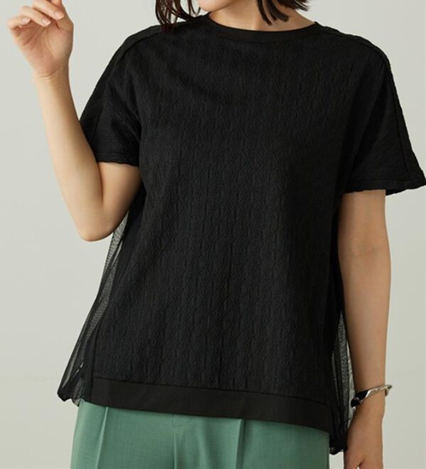 BELLUNA（ベルーナ）の「ジャカード素材チュール重ねプルオーバー（カットソー）」｜詳細画像