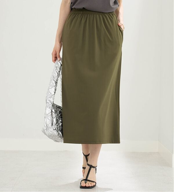 BELLUNA（ベルーナ）の「【セットアップ】重ね着風プルオーバー＆スカートセット（アンサンブル）」｜詳細画像