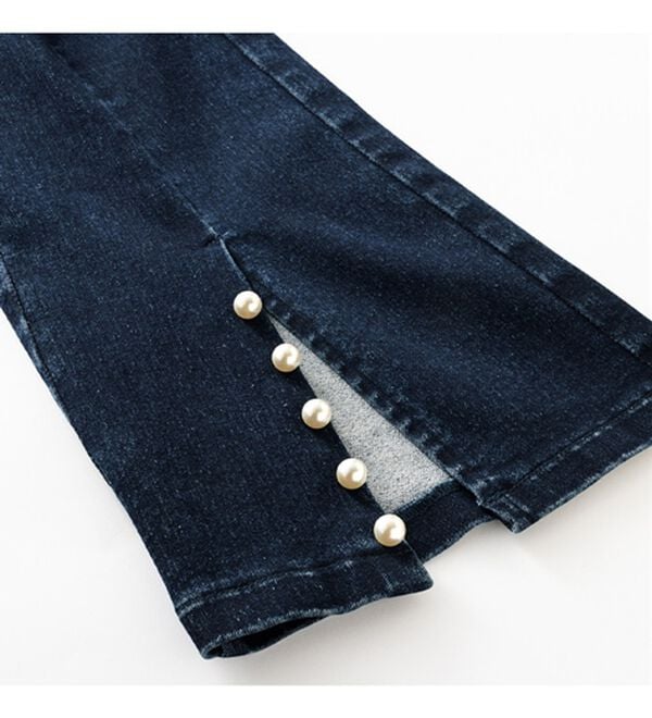 alotta（アロッタ）の「フロントスリットパール調ストレッチパンツ（フルレングスパンツ）」｜詳細画像