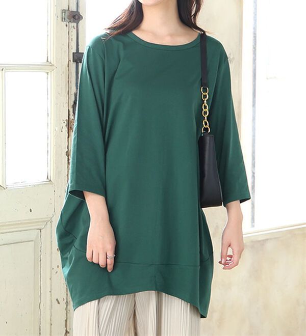 A HAPPY MARILYN（アハッピーマリリン）の「【Ｍ～８Ｌ】選べる袖！コク－ンシルエットチュニック（チュニック）」｜ボトルグリーン
