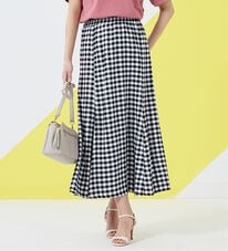 BELLUNA（ベルーナ）の「ふわり軽やかレーヨン素材フレアスカート（ロングスカート）」