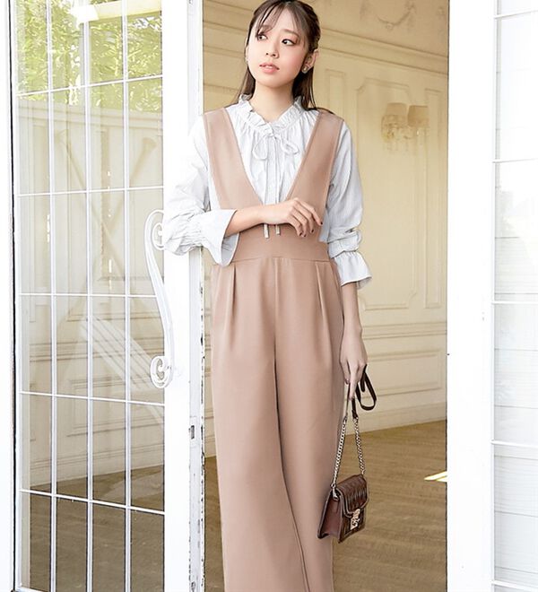 alotta（アロッタ）の「Ｖネックサロペット（オールインワン）」｜詳細画像